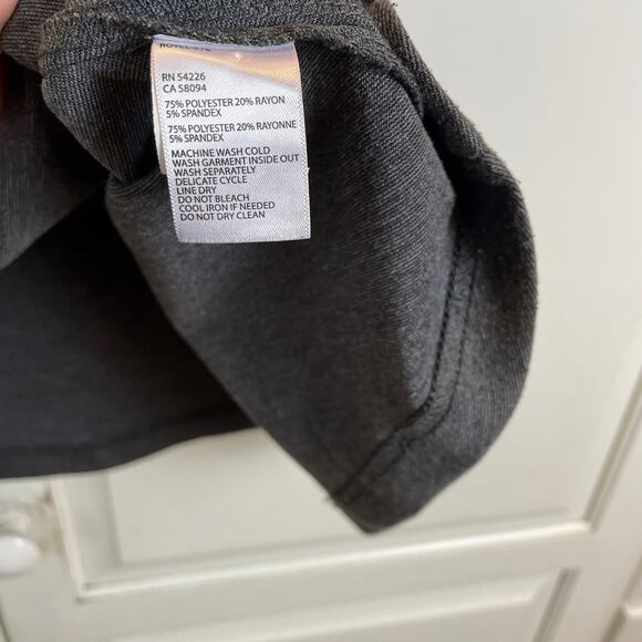 Royal Robbins Gray Knit Mini Skirt Women's Sz XS Rayon Blend Pockets Stretch - Picture 5 of 10